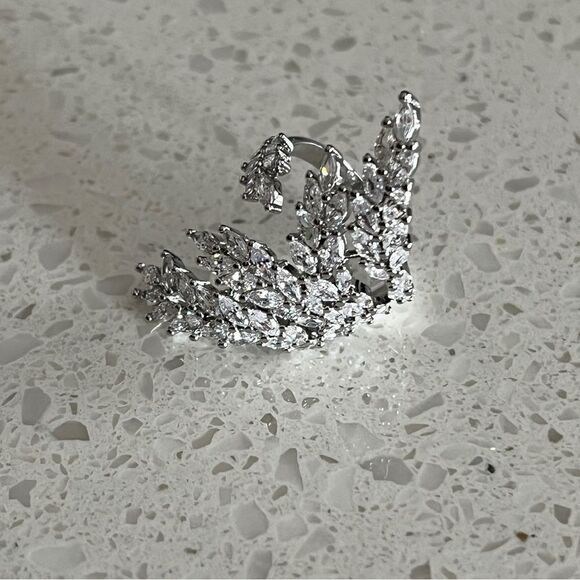 Leaf Shaped Cuff Ring With Shiny Cubic Zirconia Stones - Picture 7 of 9